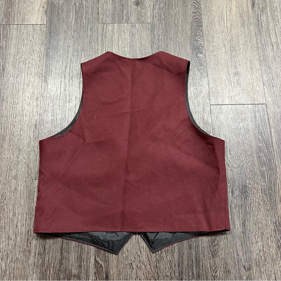 Six star apparel uniform vest - Picture 2 of 8